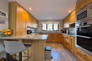 Re-styled Kitchen/Breakfast- click for photo gallery